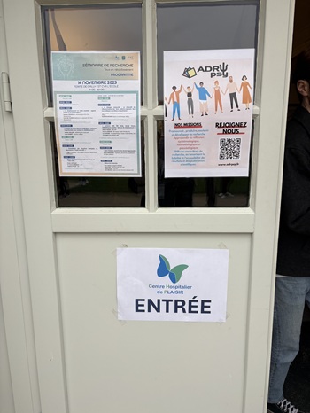 Entrée du séminaire