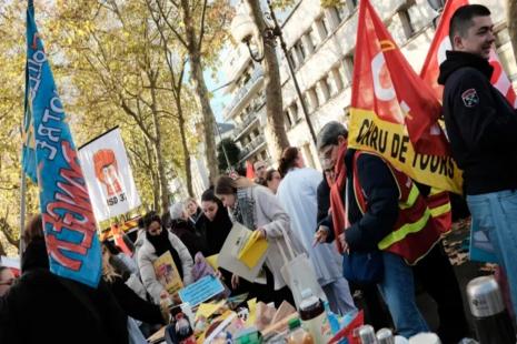 Les soignants en Grève au CHRU de Tours