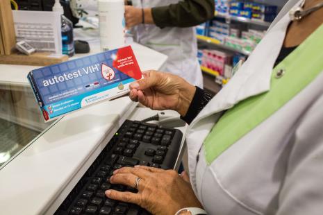 Vente en pharmacie Autotest VIH ®