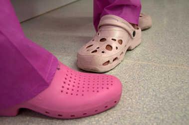 sabots infirmière pieds