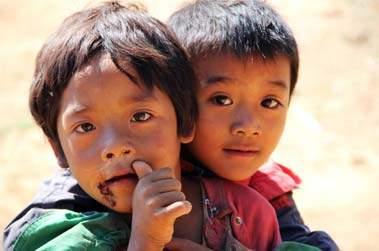 enfants humanitaire