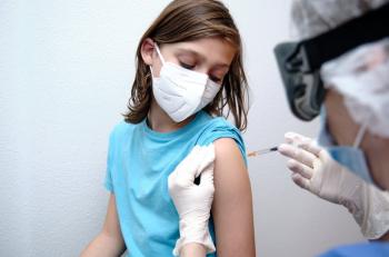 La vaccination HPV progresse mais reste insuffisante chez les ados