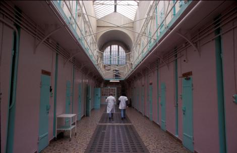La prison est souvent une porte d’entrée dans le soin