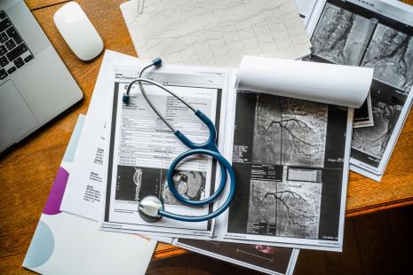 L’inflammation résiduelle après syndrome coronaire aigu est associée à un surrisque d’évènement cardiovasculaire majeur dans l’année