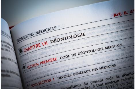 Relations avec les labos : un médecin sur deux a bénéficié d’avantages en 2024