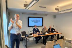 Opération « Exil à Bruxelles » : 2 000 spécialistes libéraux de bloc persistent et signent