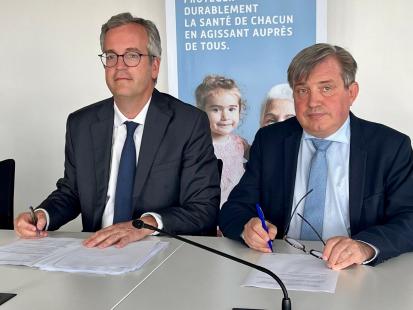 Signature de la convention par la FSPF