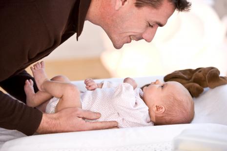 Le salarié n'est pas obligé de profiter de son arrêt immédiatement après l'arrivée de son bébé