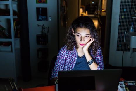 Pendant le confinement, 65 % des adolescents ont eu tendance à augmenter le temps passé devant les écrans
