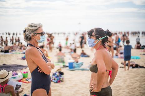 L'espoir d'une sortie de crise n'exclut pas la vigilance