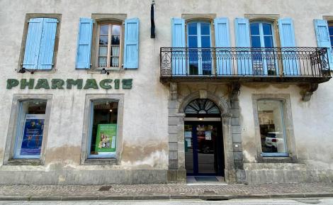 L'équipe de la Pharmacie de l'Aigoual a réintégré ses locaux après 6 mois d'exercice dans un préfabriqué