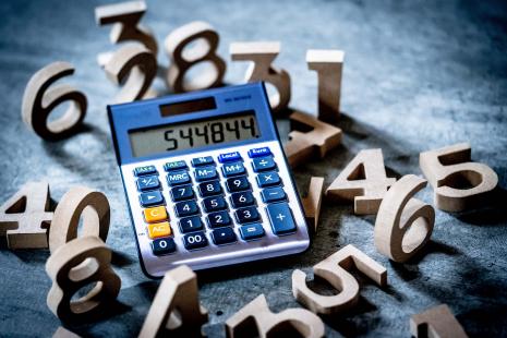 La moitié des titulaires gagne entre 35 000 et 61 000 euros