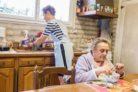 La prévalence de la malnutrition est de 60 % quand les repas sont livrés