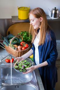 Attention aux aliments consommés crus