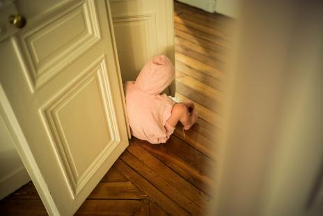 Les premiers signes sont perceptibles avant l’âge de 3 ans