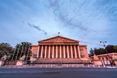 Un texte plutôt conforme aux attentes de la profession... à une exception près