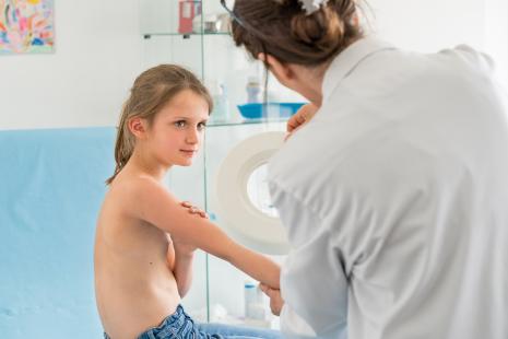 Au moins 15 % des enfants souffrent de dermatite atopique