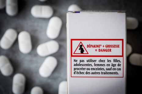 Certains antiépileptiques exposent l’enfant en devenir à des anomalies morphologiques congénitales et des troubles neurodéveloppementaux post-nataux