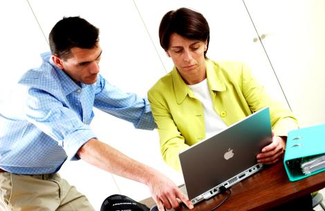 L’intérêt d’un acheteur ne réside pas seulement dans la rentabilité au mètre linéaire, il doit aussi communiquer avec l’équipe.