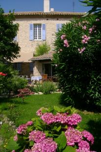 L'Auberge de Tavel, ancienne école de village