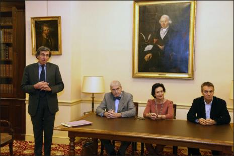 Le Pr Richard Villet, président de la SFSPM, et les Drs Rémy Salmon, Nathalie Bricout et Luc...
