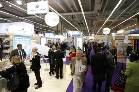Les allées du Salon sont des lieux de rencontres privilégiés