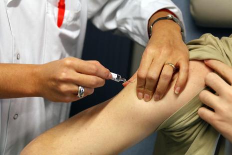 Les rappels de vaccination chez les adultes pourraient être effectués à l’officine