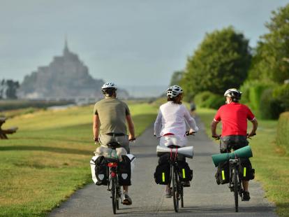 À l'approche du Mont-Saint-Michel