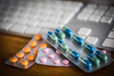 La vente en ligne de médicaments cherche encore son cadre
