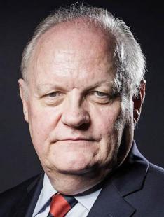 François Asselineau