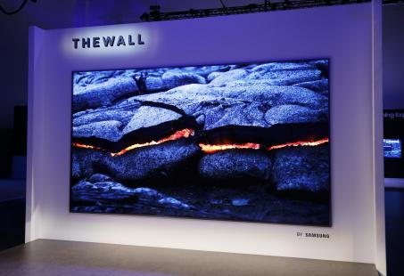 MM-The Wall