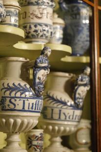 pots
