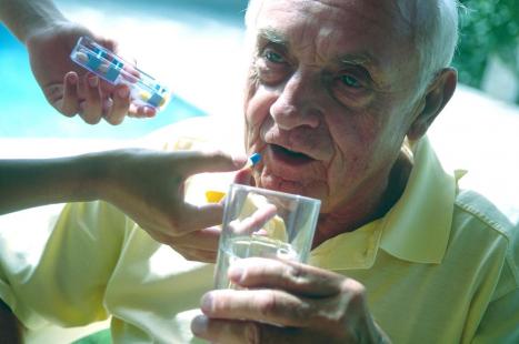 AIDE SOCIALE 3EME AGE...