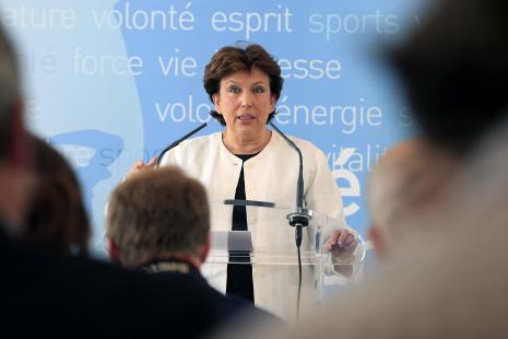" La politique vaccinale repose sur la confiance »
