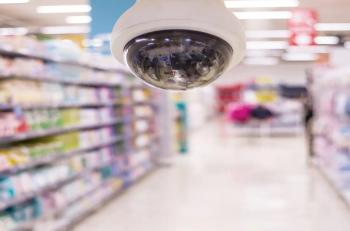 Vigile, portiques et/ou vidéosurveillance ? Les critères d’un choix éclairé