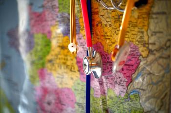 Aides aux médecins : trop nombreuses, trop coûteuses, trop peu efficaces